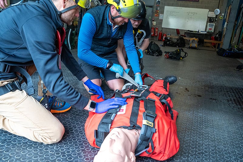 Trauma räddningsdocka med IV+IO