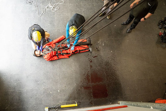 Trauma räddningsdocka med IV+IO