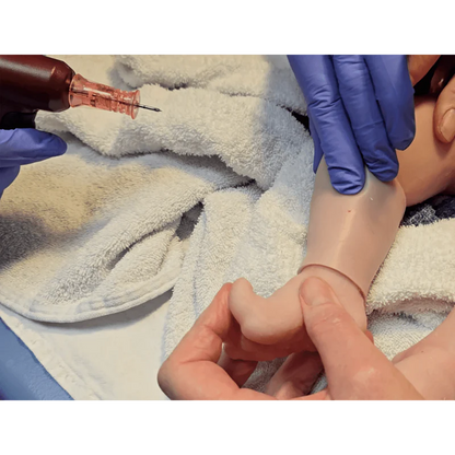 Baby SIMira - neonatal återupplivningsdocka